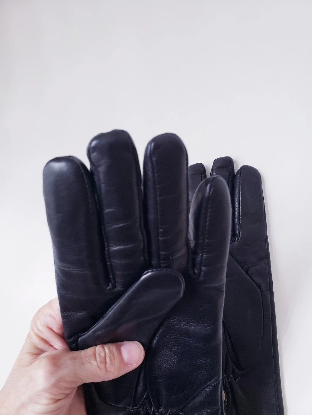 Vintage Adrienne Black Leather Gloves